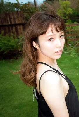 (菊地美香) 飽滿美乳視角太火辣 無法抗拒誘惑 (25 圖片)