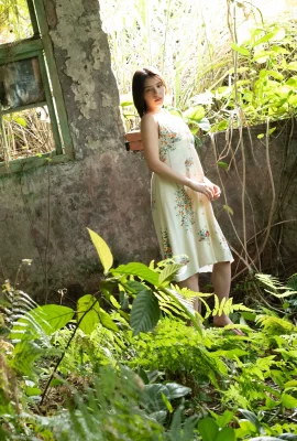 (相楽伊織) 藏不住的性感 弧度超完美 (32 相片)