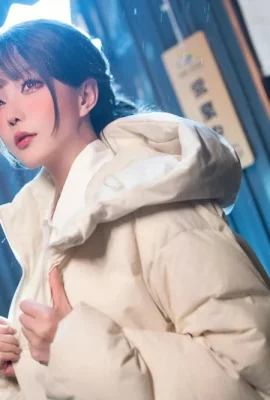 Coser小姐姐星之遲遲不勝酒力的新人後輩主題性感黑色情趣內衣配黑絲襪秀完美身材誘惑…