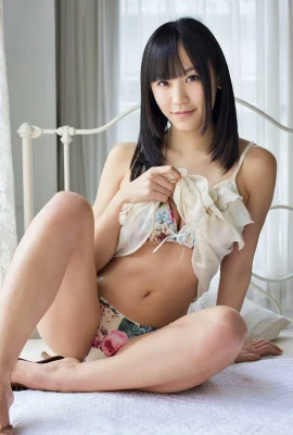 (濱田由梨) 曬比基尼「嫩白美乳」把大家的心都挑起 (31 相片)