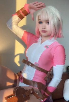 Rockruff  –  Gwenpool