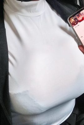 Wuwuwye  –  Tsukatuki Rio