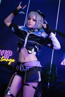 蘇娜兔子 – 銀狼