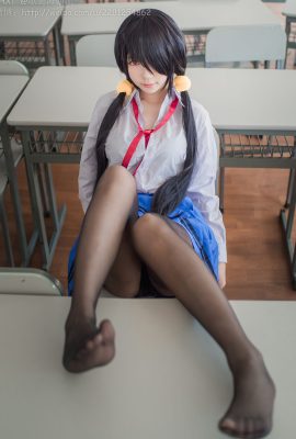 白金Saki – 制服黑絲