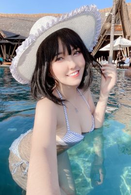 Azulacan – 白色比基尼