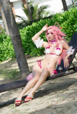 Umeko J – 八重美子比基尼