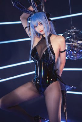 冬馬路紗– 新澤西兔女郎(36P)